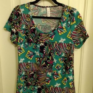 LuLaRoe Medium Classic T